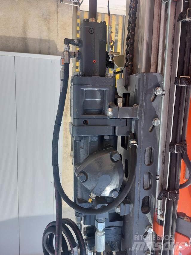 Sandvik DC300Ri Mechanické sejačky