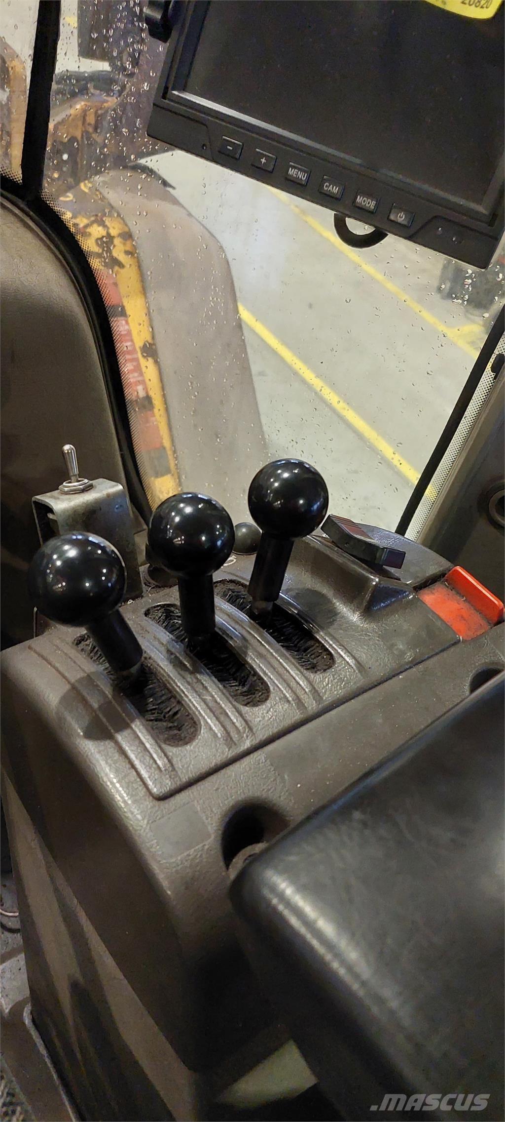 Volvo L120F Kolesové nakladače