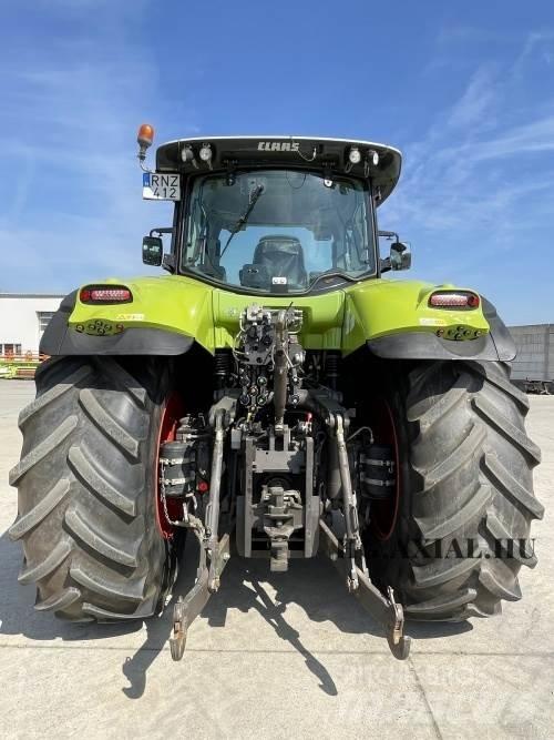 CLAAS Axion 850 Traktory