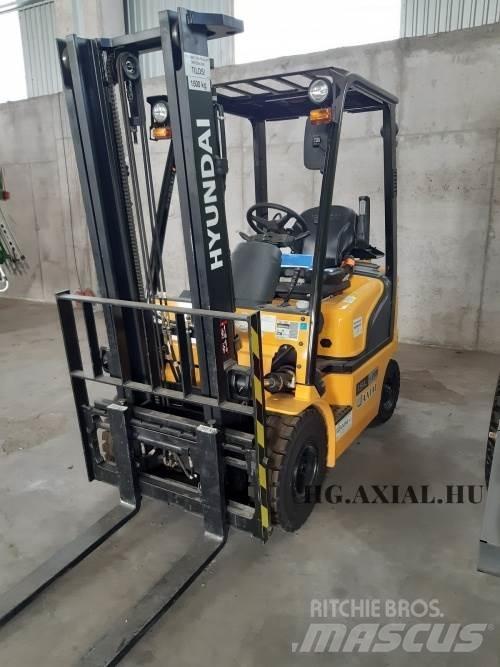 Hyundai 15L-7M Ďalšie poľnohospodárske stroje