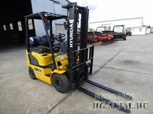 Hyundai 20L-7M Ďalšie poľnohospodárske stroje