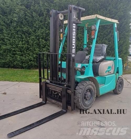  Mitshubishi FD 25 Iné