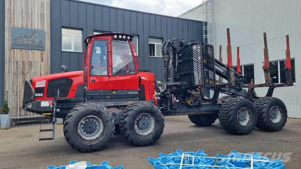 Komatsu 895 Lesné traktory