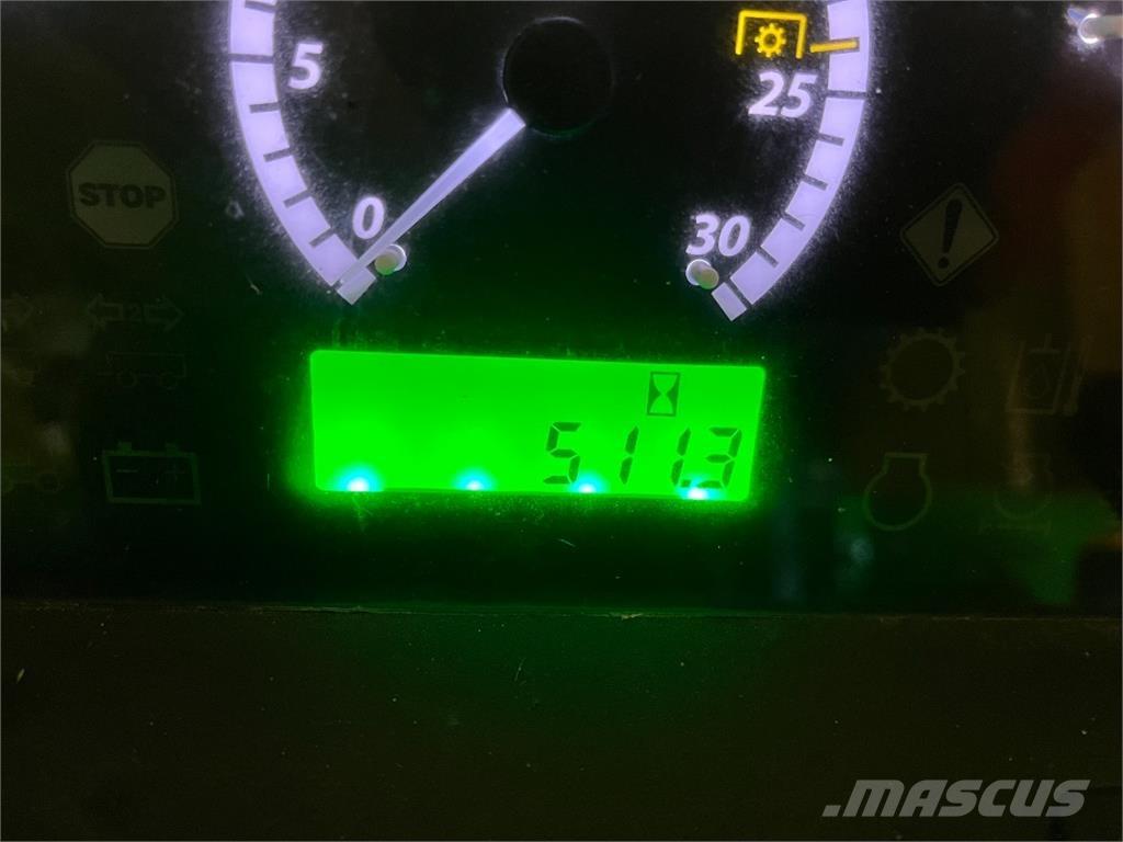 John Deere 5050E Traktory