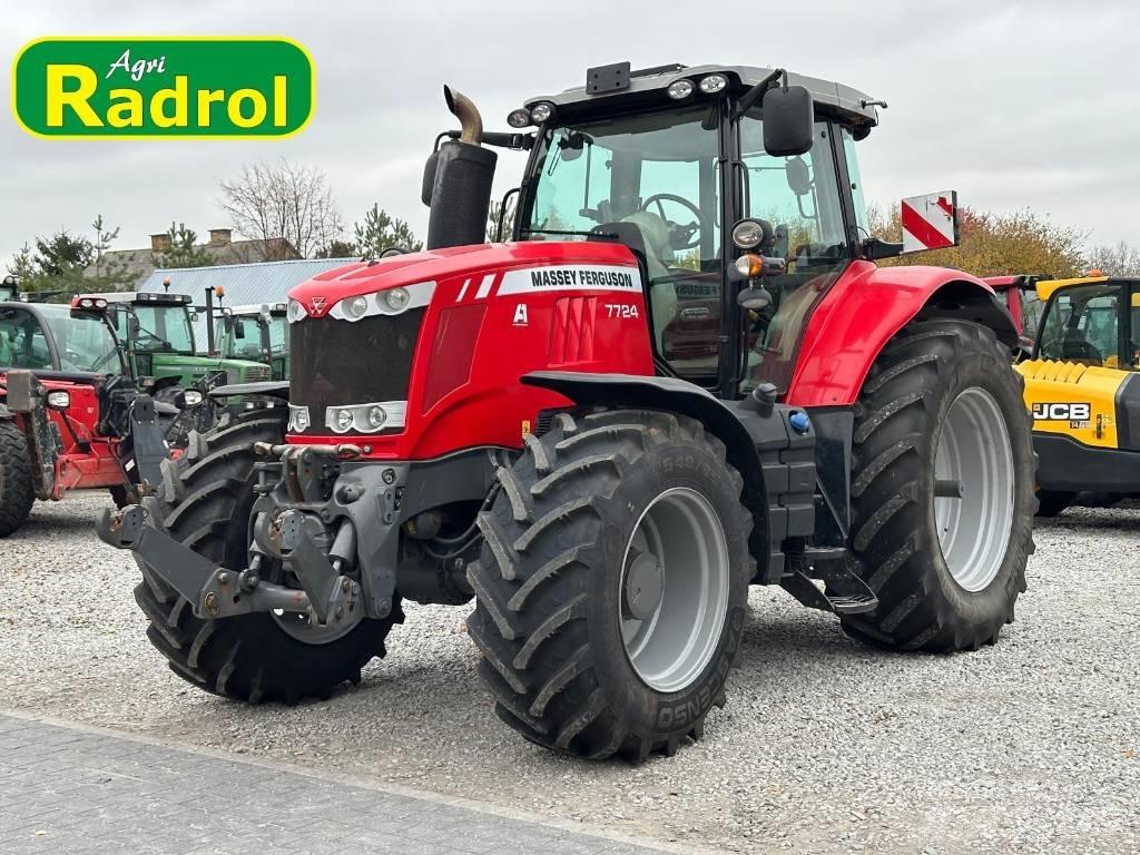 Massey Ferguson 7724 Traktory