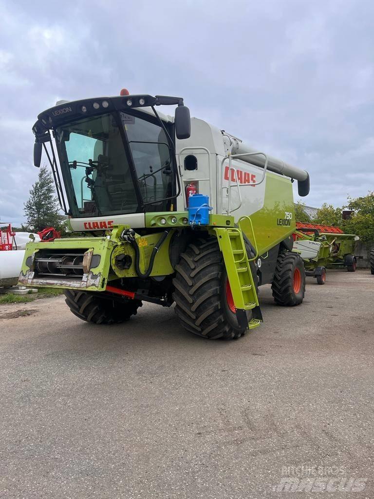 CLAAS Lexion 750 Kombinované zberacie stroje