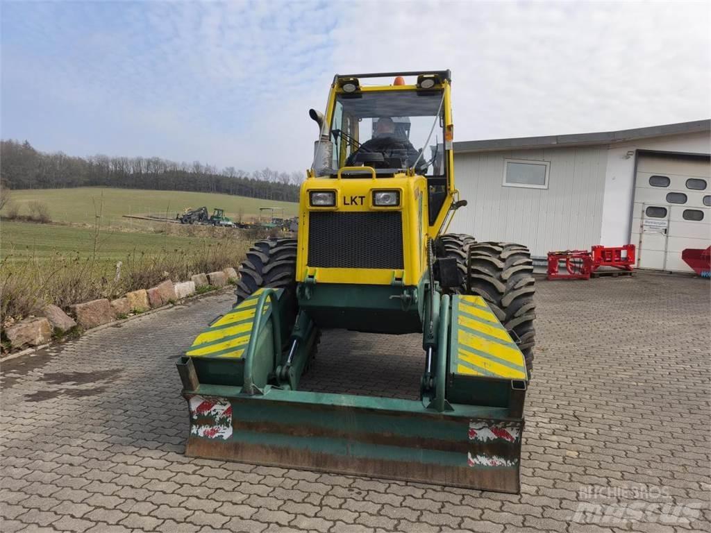  LKT82 Ďalšie poľnohospodárske stroje