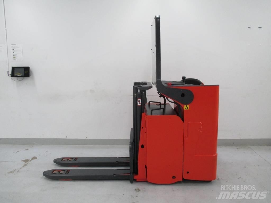 Linde L12LS Samohybné vozíky