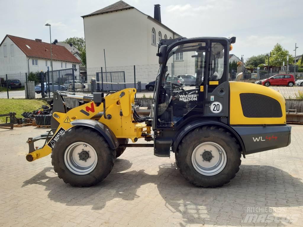 Wacker Neuson WL44 Kolesové nakladače