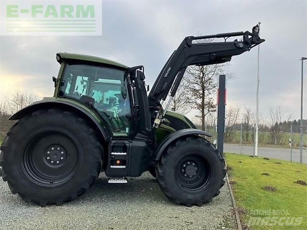 Valtra n155ea Traktory