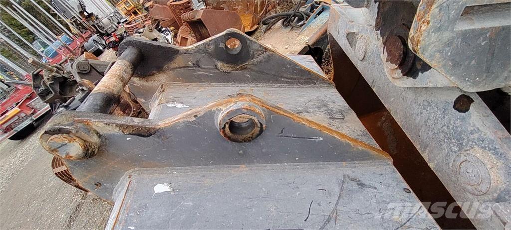 Doosan DX300 LC-7 Pásové rýpadlá