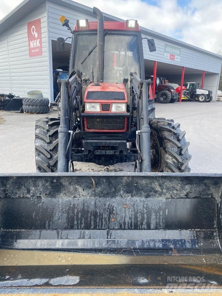 Case IH 4240-4 Traktory