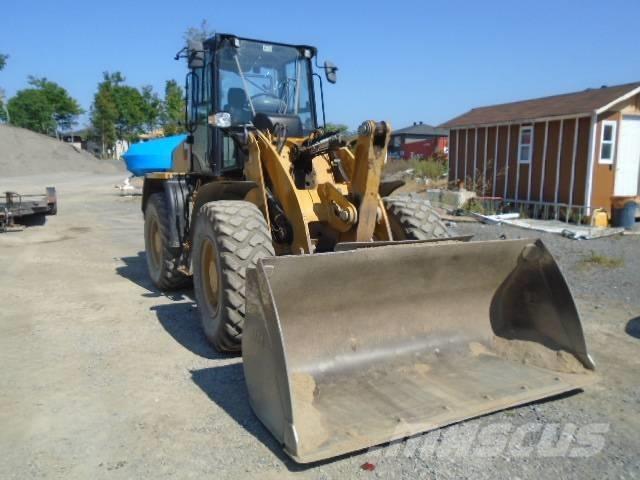 CAT 914M Kolesové nakladače