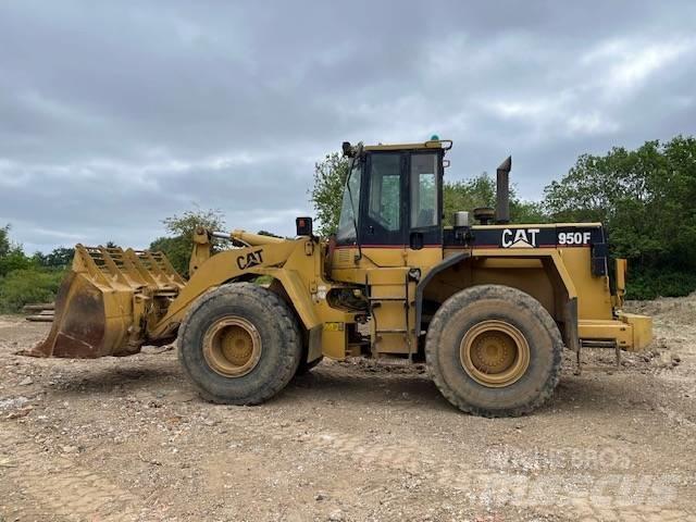 CAT 950 F Kolesové nakladače