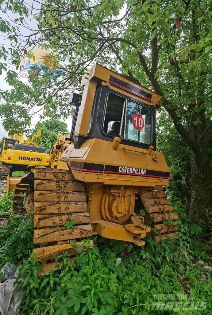 CAT D 5 N Pásové dozéry