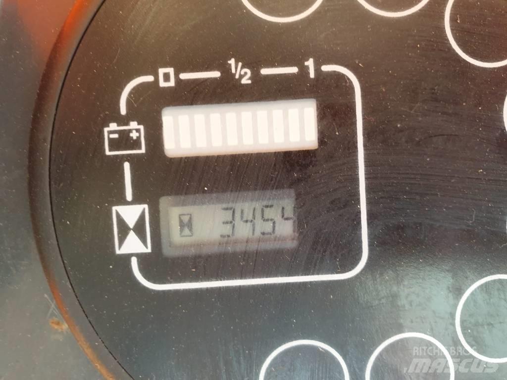 Still R06 Vlečné vozíky
