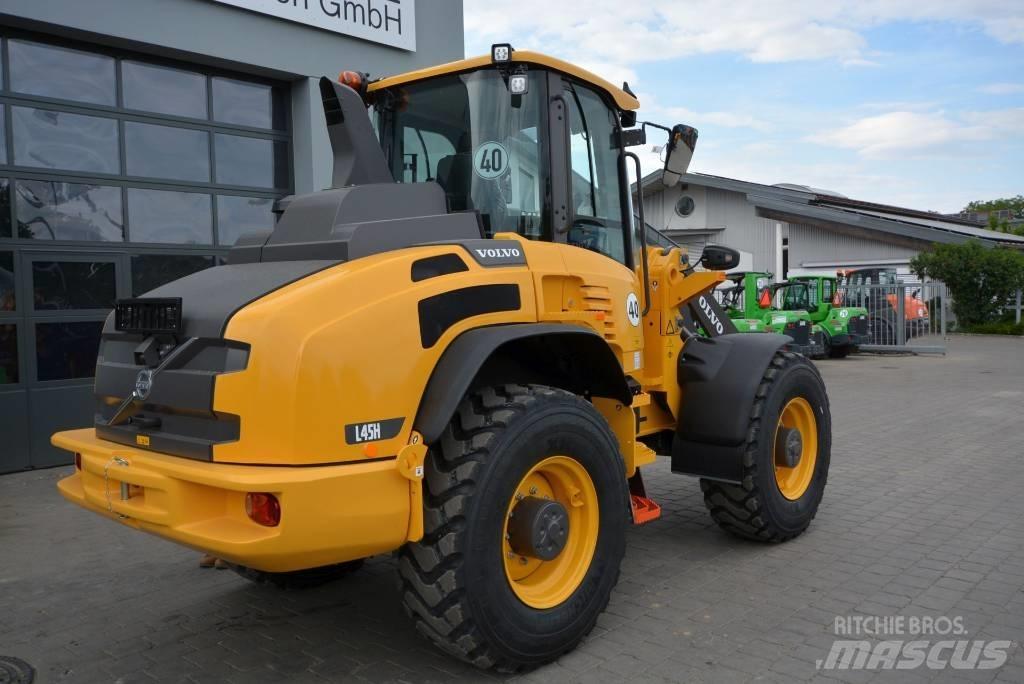 Volvo L 45 HS Kolesové nakladače