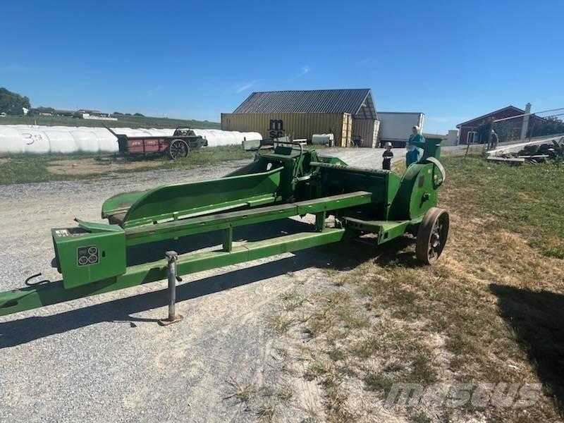 John Deere 3950 Žacie rezačky