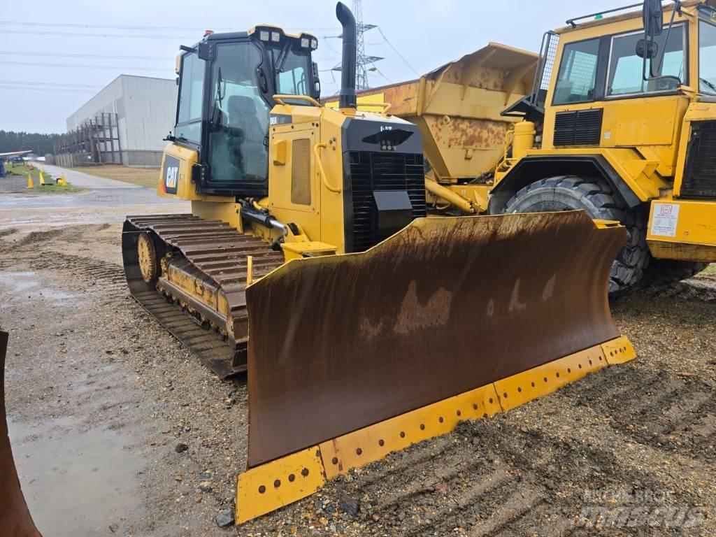 CAT D 6 K 2 LGP Pásové dozéry