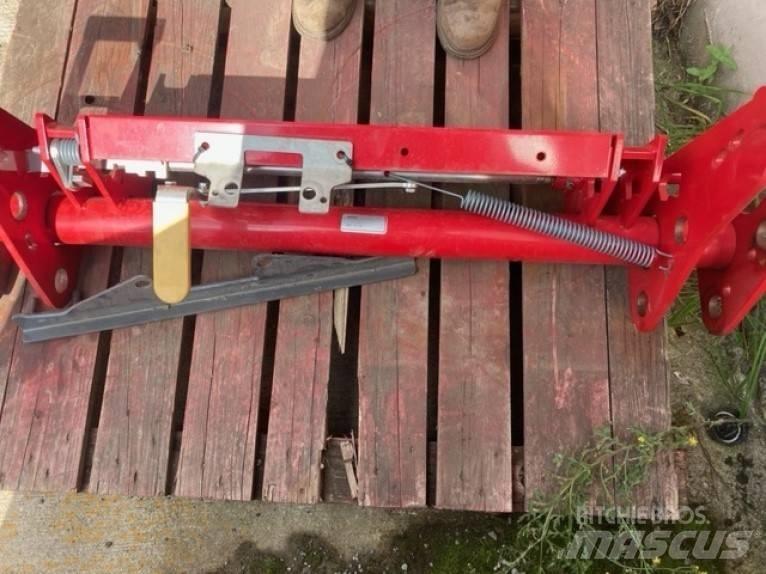 Ålö EURO HEADSTOCK Ďalšie nakladače, rýpadlá a príslušenstvo
