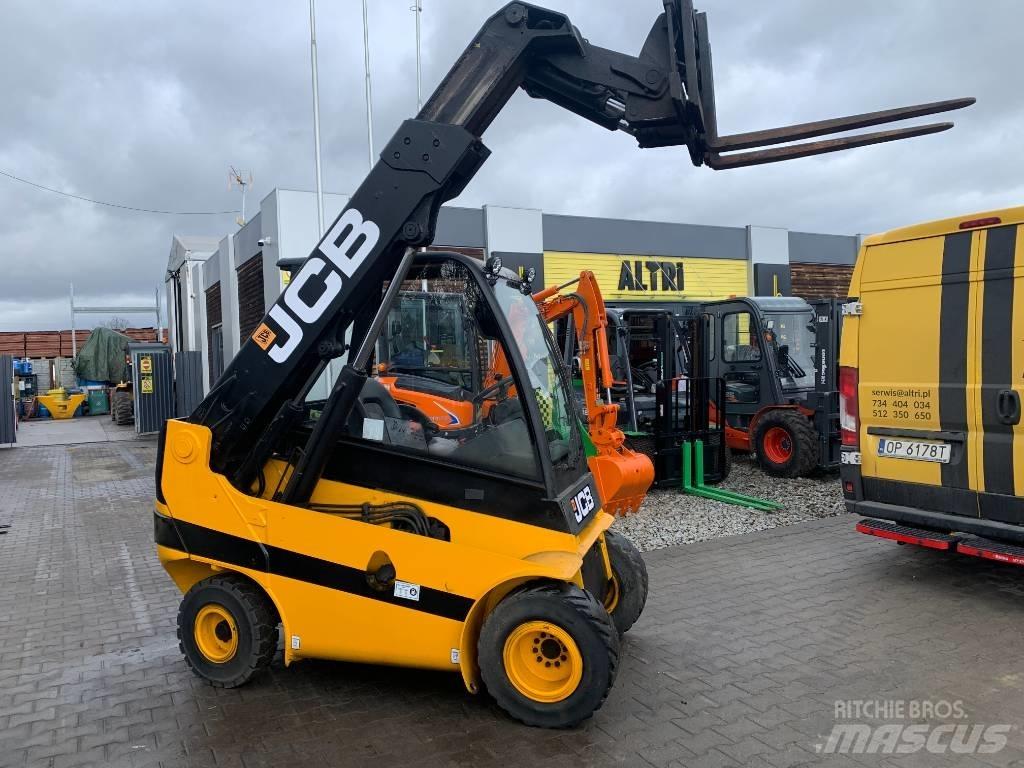 JCB TLT 30 D Teleskopické manipulátory