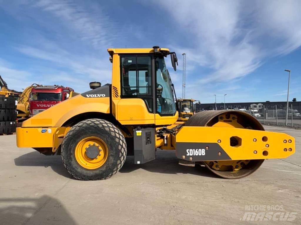 Volvo SD 160 B Ťahačové valce