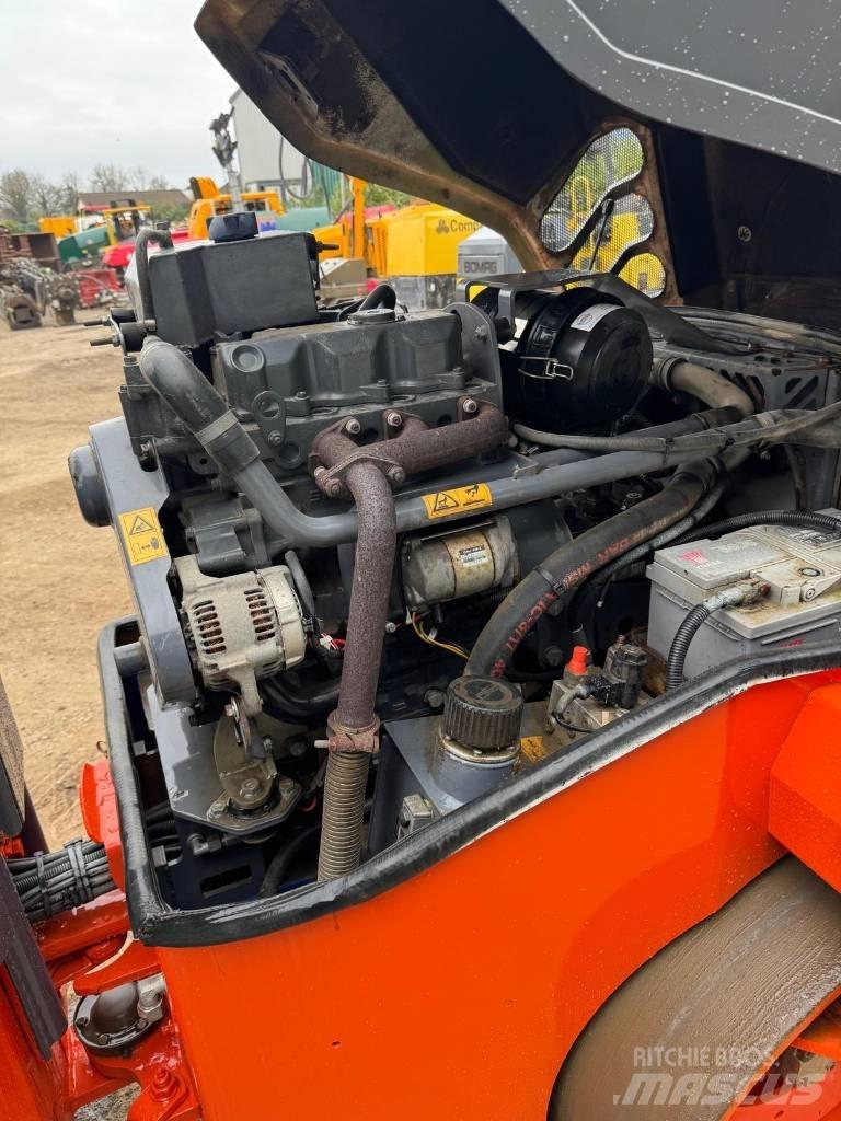 Hamm HD 12 VV Tandemové valce