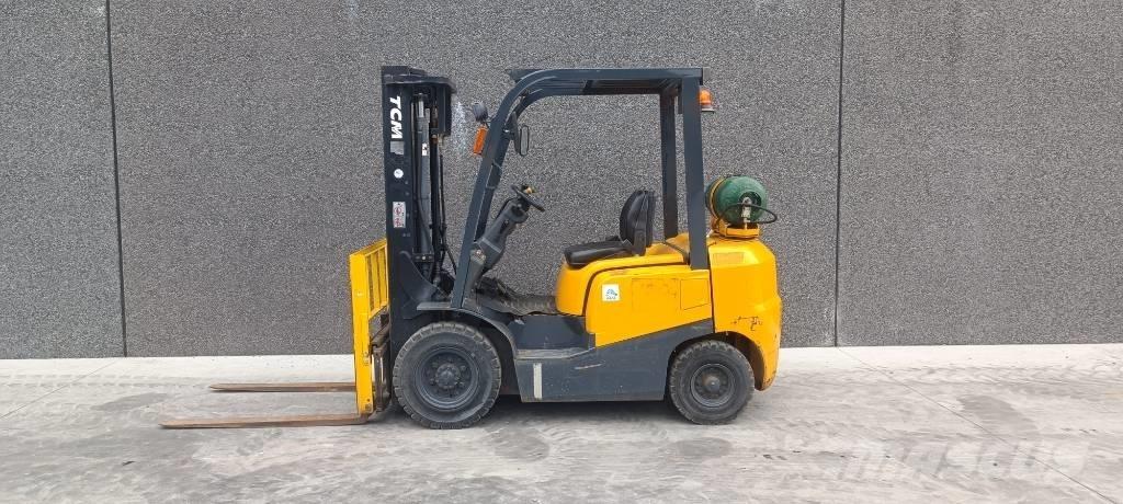 TCM FHG 25 T3 LPG vozíky