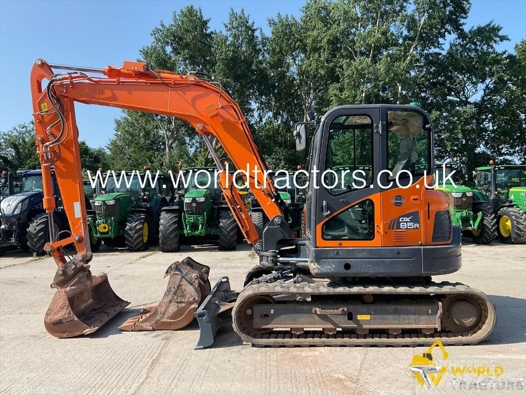 Doosan DX 85 R-3 Midi rýpadlá 7 t - 12 t