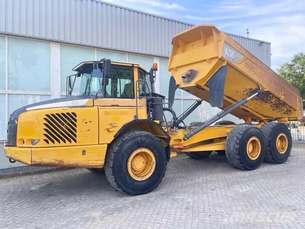 Volvo A25E Kĺbové nákladné autá