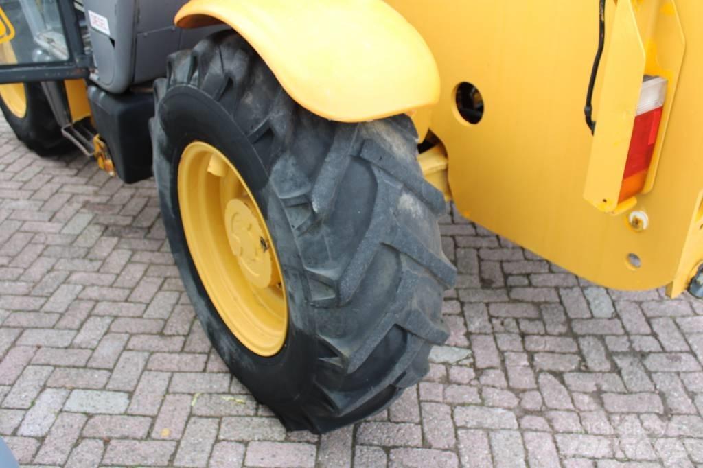 JCB 530-70 Teleskopické manipulátory
