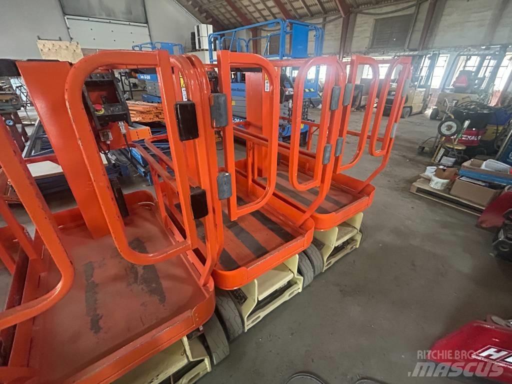 JLG 1230 ES Vertikálne stĺpové výťahy