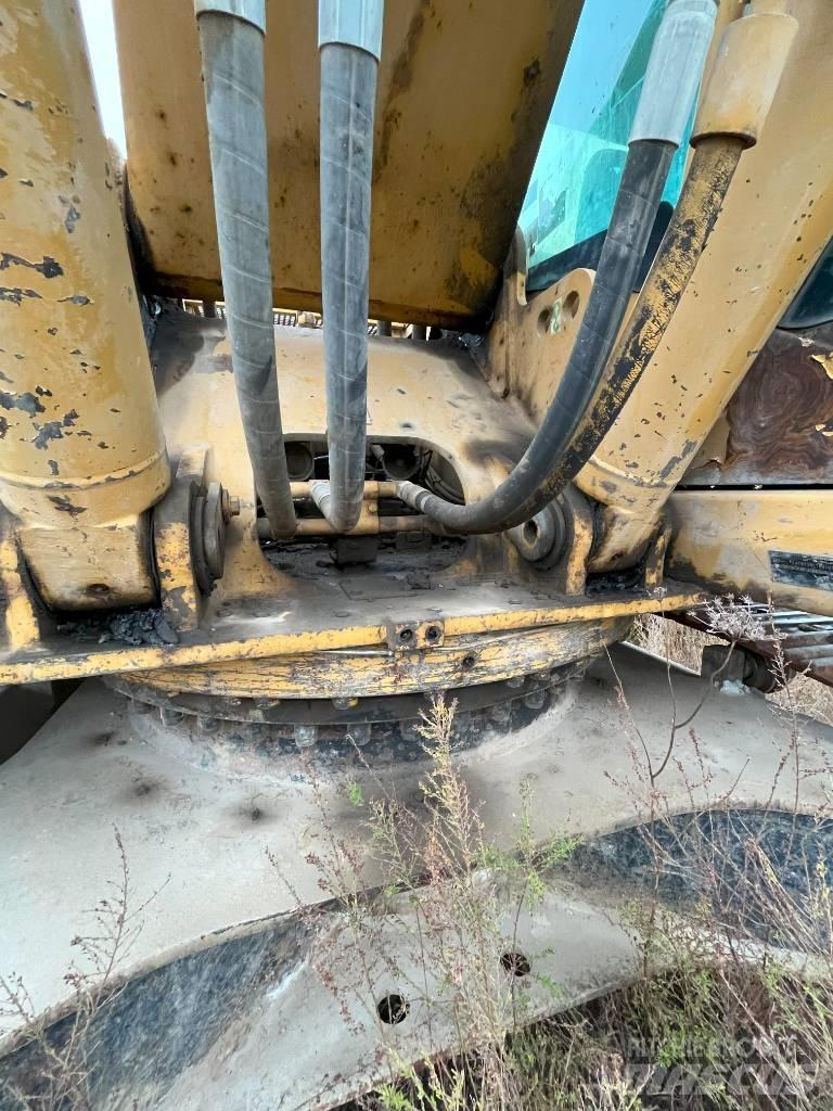 CAT 330 CL Pásové rýpadlá