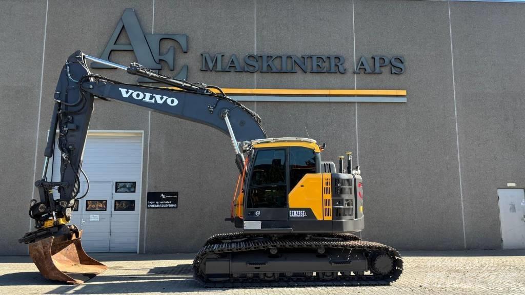 Volvo ECR 235 E Pásové rýpadlá
