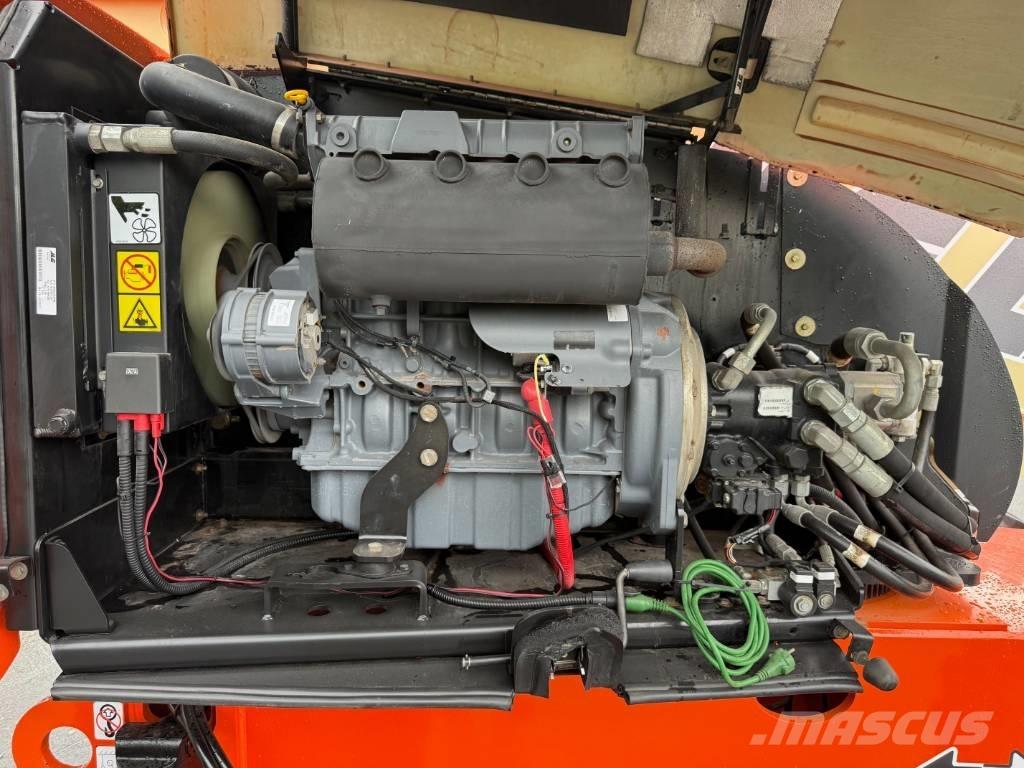 JLG 660 SJ Kĺbové plošiny