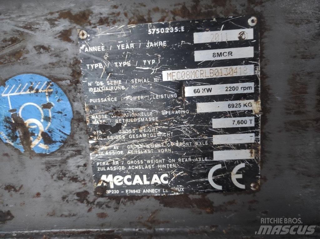 Mecalac 8 M CR Pásové rýpadlá