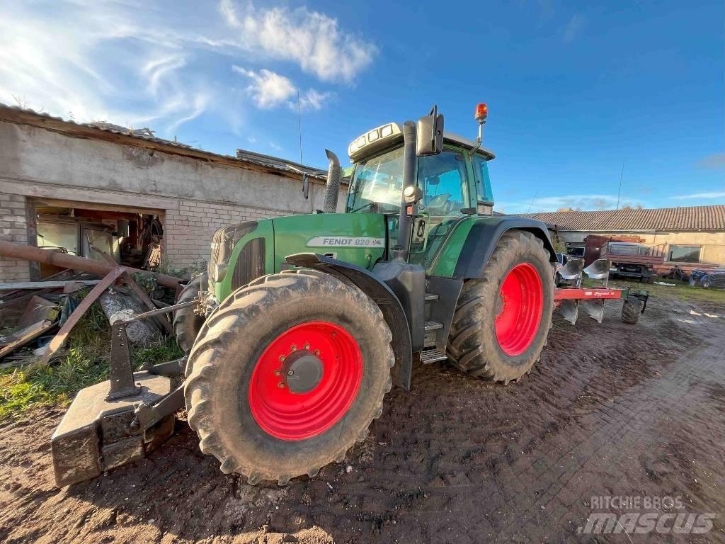 Fendt 820 Traktory