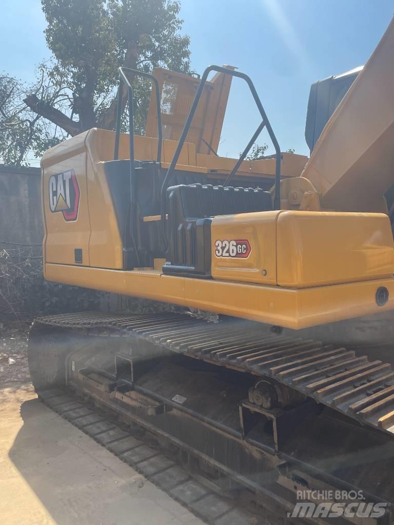 CAT 326 GC Pásové rýpadlá