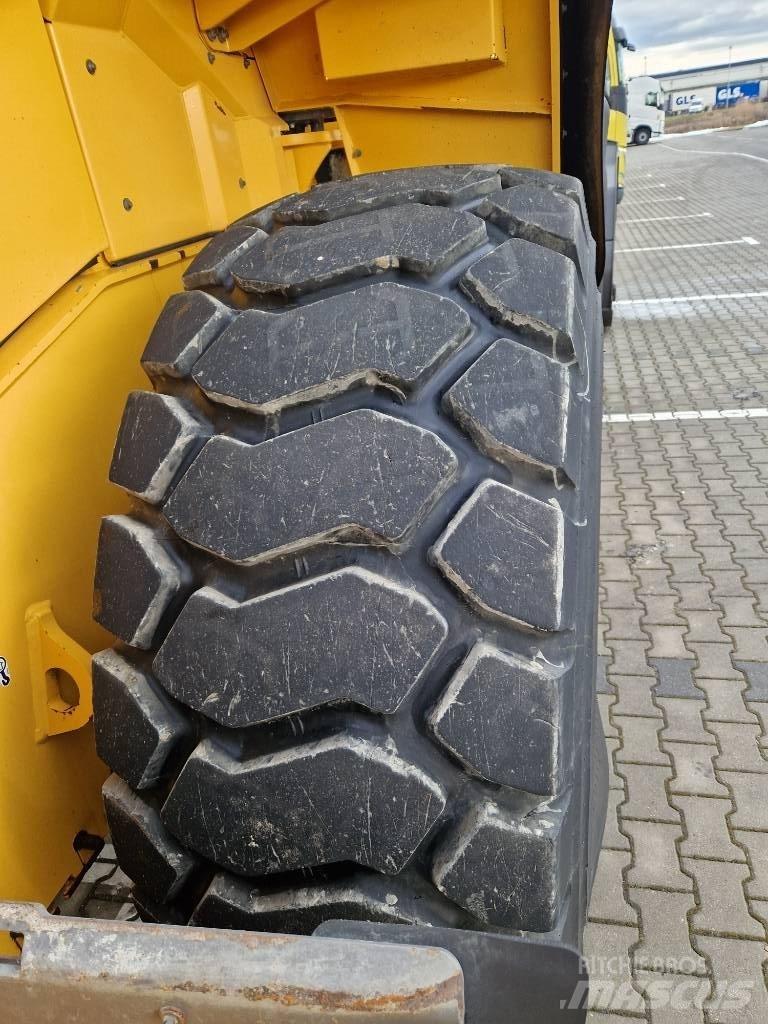 Volvo L 180 H Kolesové nakladače