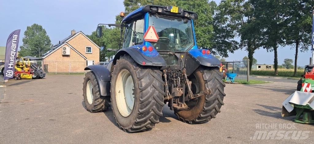 Valtra T160 Traktory