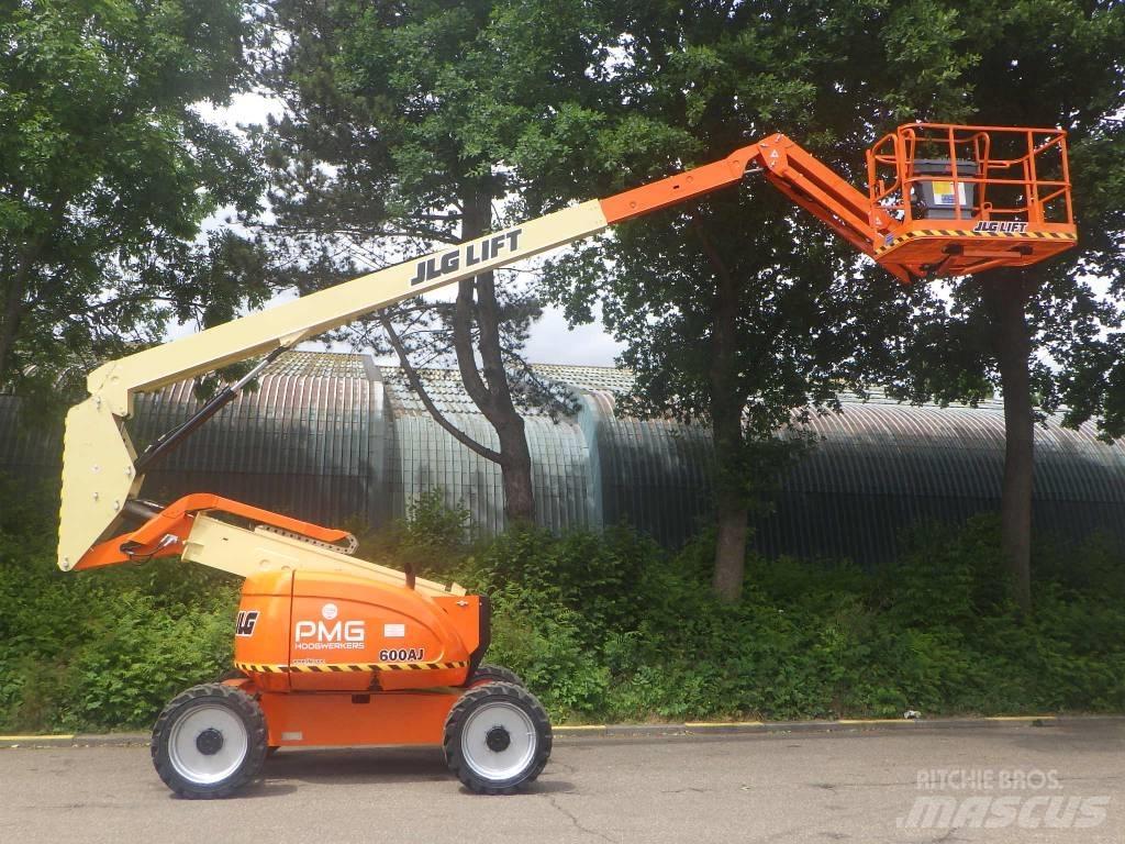 JLG 600AJ Kĺbové plošiny