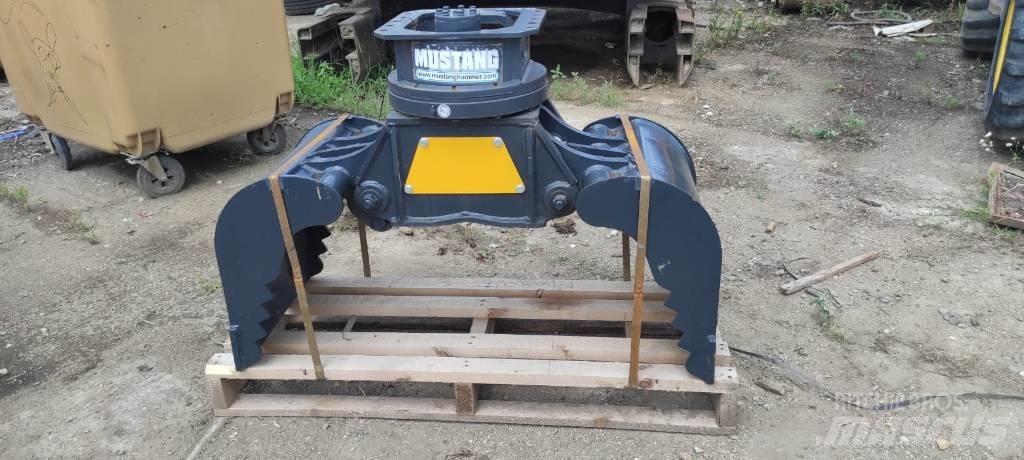 Mustang GRP 250 Drapáky