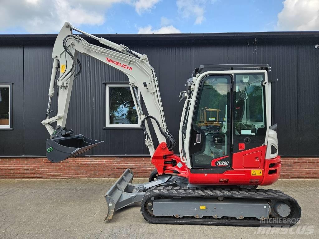 Takeuchi TB 260 Mini rýpadlá < 7t