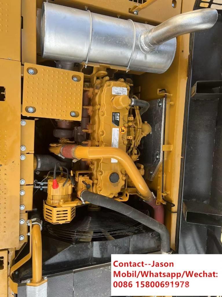 CAT 330 D2L Pásové rýpadlá