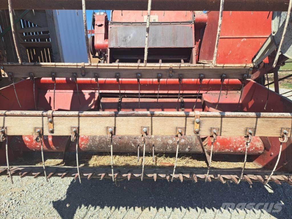 International 82 Kombajnove hlavice