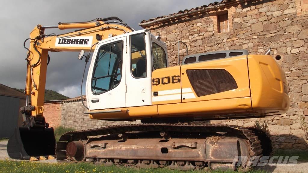 Liebherr R 906 LC Pásové rýpadlá