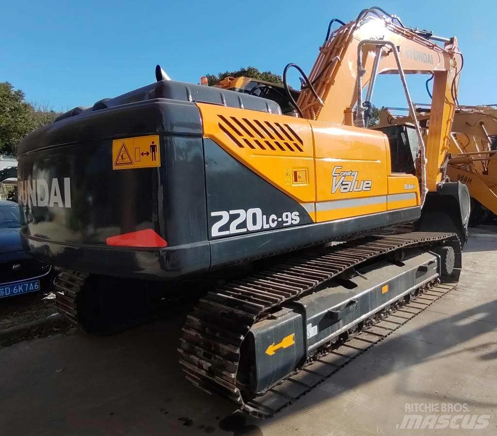 Hyundai 220LC-9S Pásové rýpadlá
