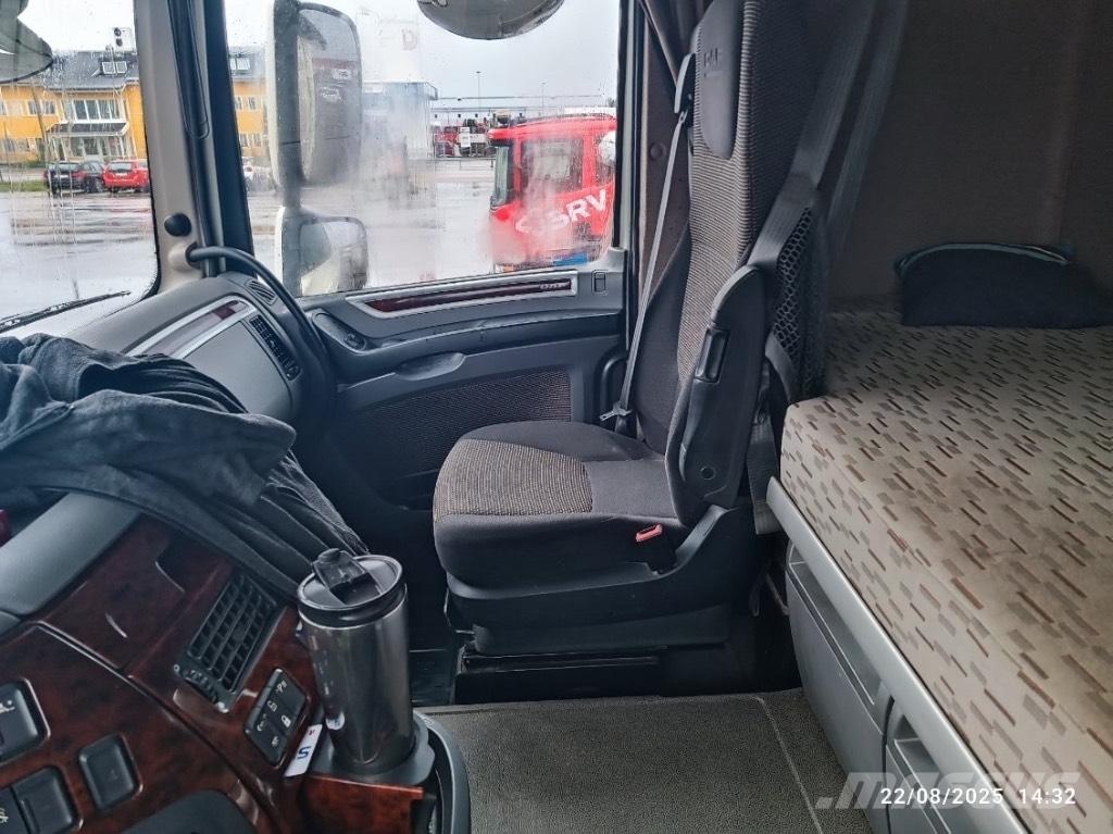 DAF XF 510 Hákový nosič kontajnerov