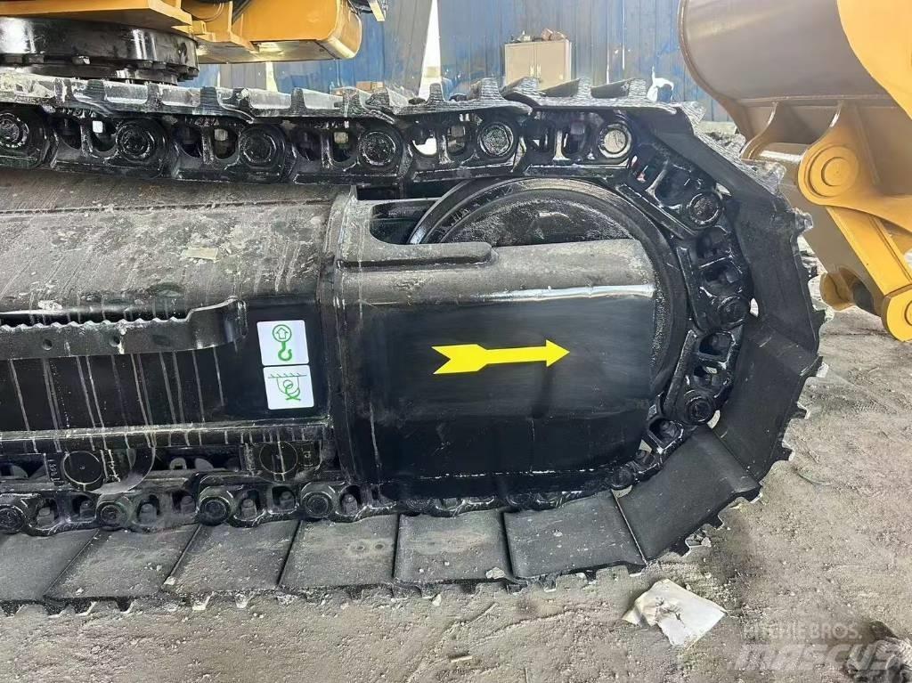 CAT 329 D L Pásové rýpadlá
