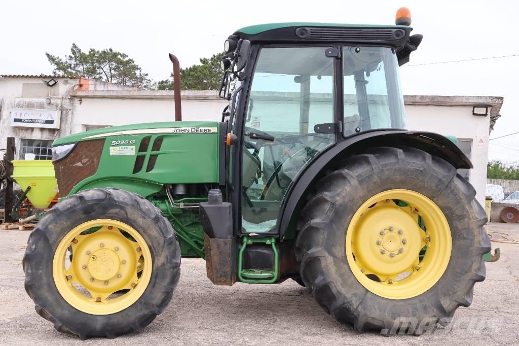 John Deere 5090 G Traktory